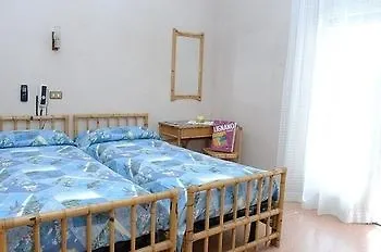 Hotel Centrale ליגננו סביאדורו