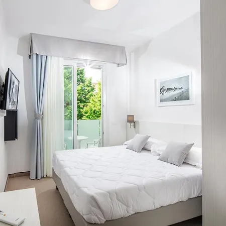 מלון Hotel Centrale ליגננו סביאדורו