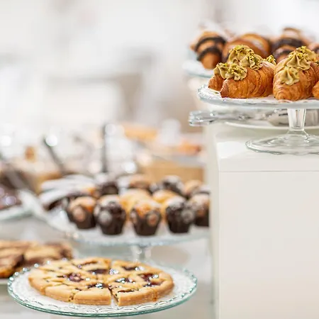 מלון Hotel Centrale ליגננו סביאדורו