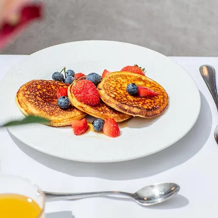 Hotel Centrale 4* ליגננו סביאדורו