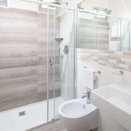 מלון Hotel Centrale